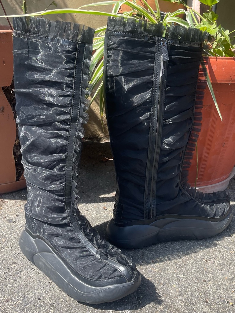 Collina Strada Tall Ruffle Boots Black Womenâs Sz 10 Us Eu 41 Menâs Sz 8